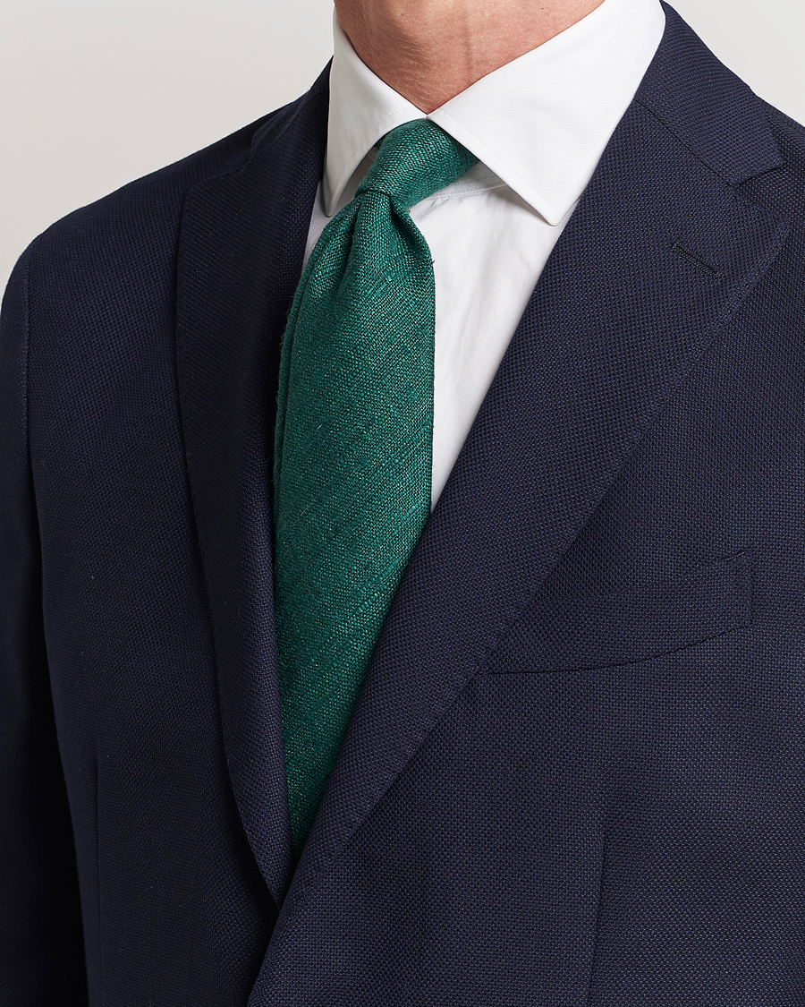 Herre | Tilbehør | Drake's | Tussah Silk Handrolled 8 cm Tie Green
