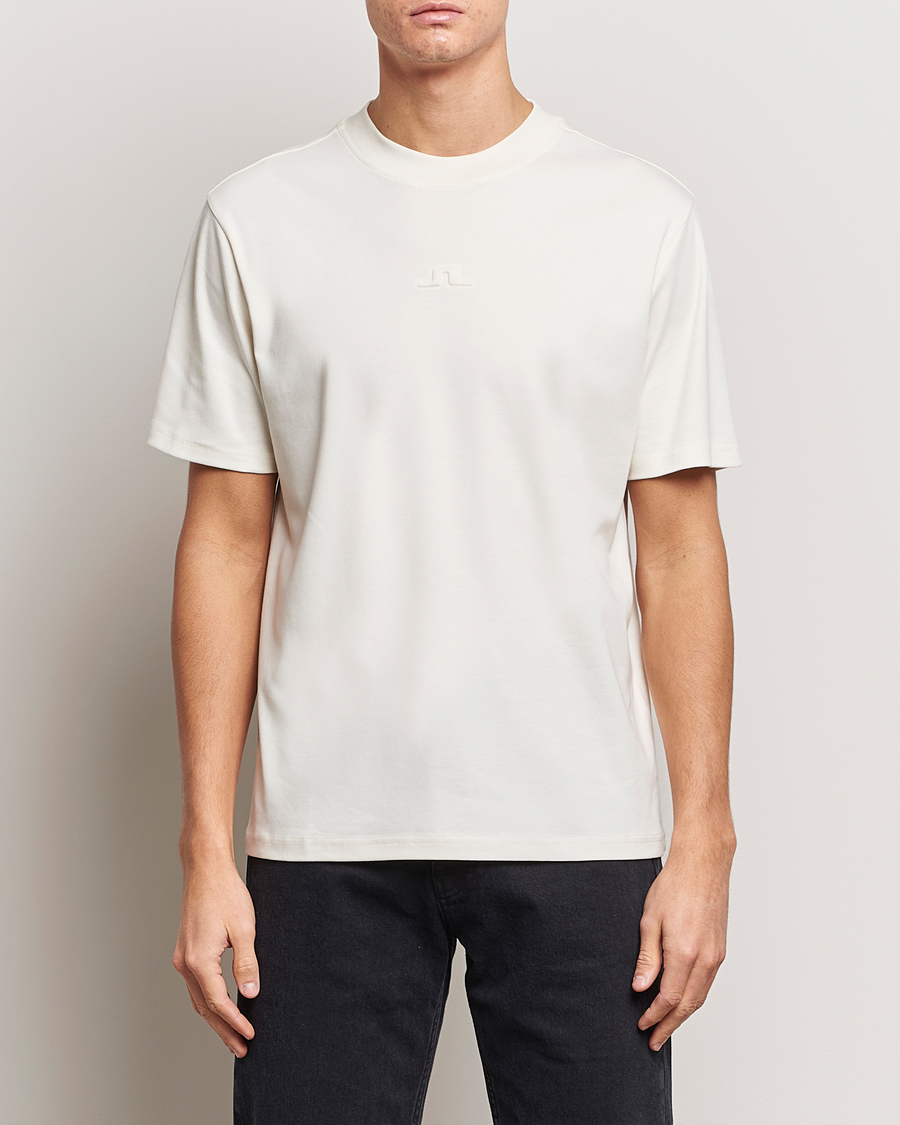 Herre | Tøj | J.Lindeberg | Adnan Logo Mock Neck T-Shirt Cloud White