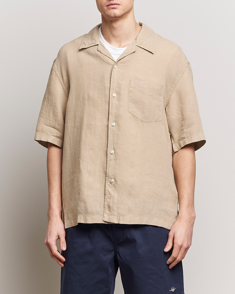 Herre | GANT | GANT | Relaxed Fit Linen Resort Short Sleeve Shirt Concrete Beige