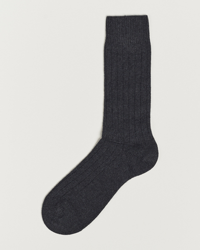 Wardrobe basics |  Waddington Cashmere Sock Charcoal