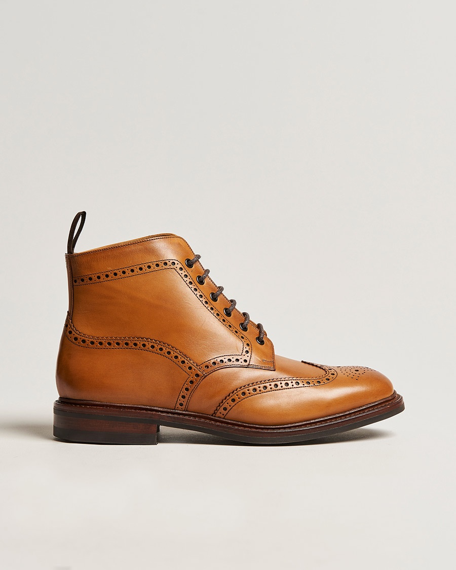 Loake 1880 Wolf Premium Fur Lined Brogue Tan Burnished Calf Billede af Loake 1880 Wolf Premium Fur Lined Brogue Tan Burnished Calf