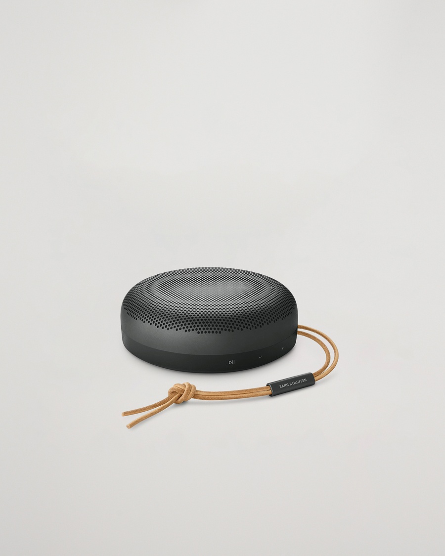 Herre | | Bang & Olufsen | Beosound A1 2nd Gen Waterproof Speaker Black Anthracite
