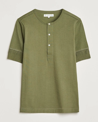 Herre | T-Shirts | Merz b. Schwanen | Short Sleeve Organic Cotton Henley Army