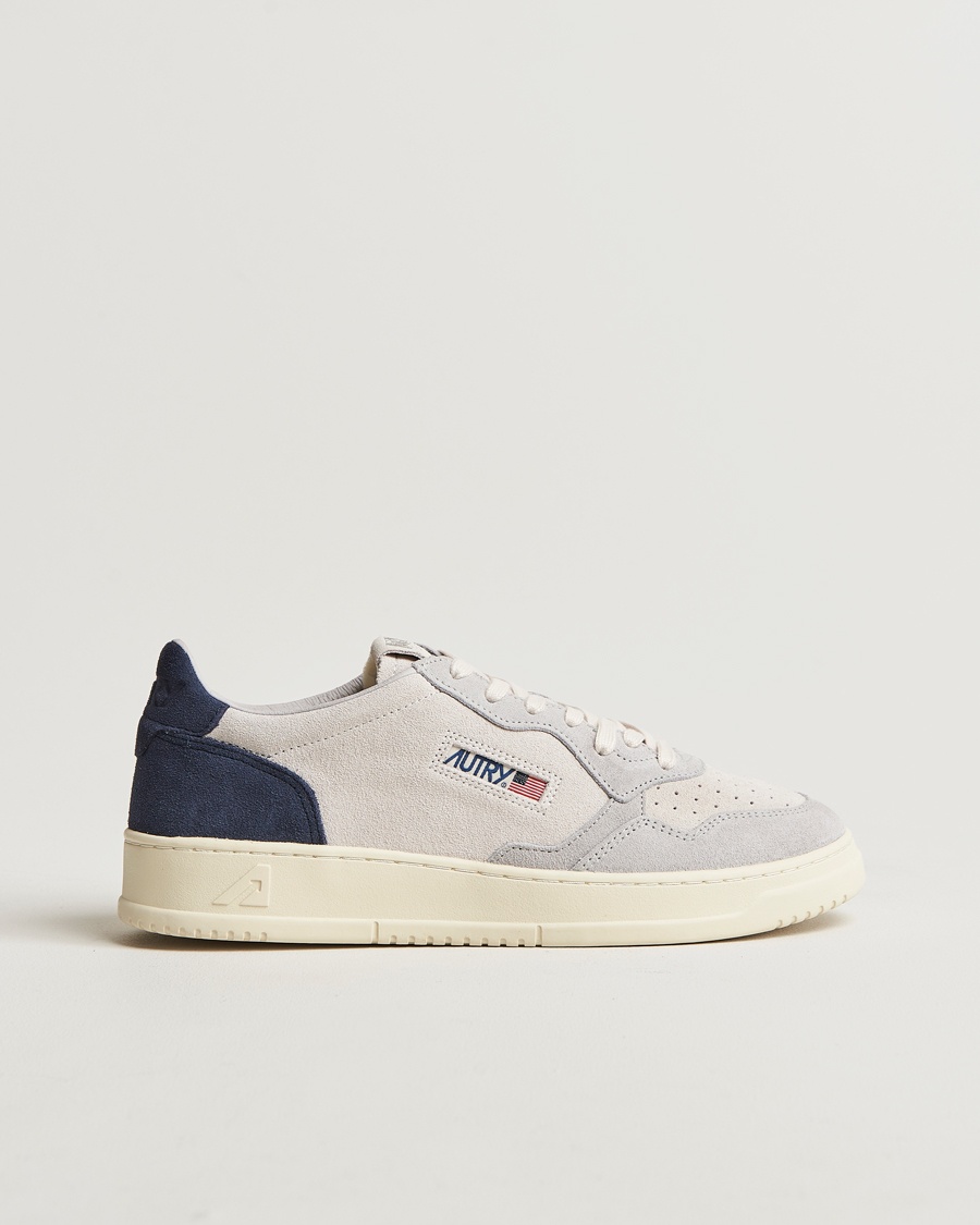 Herre | Contemporary Creators | Autry | Medalist Low Super Soft Goat Suede Sneaker Loft/Space Blue
