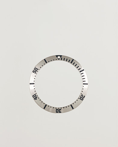 Omega Pre-Owned Omega 300M BEZEL – Sølv