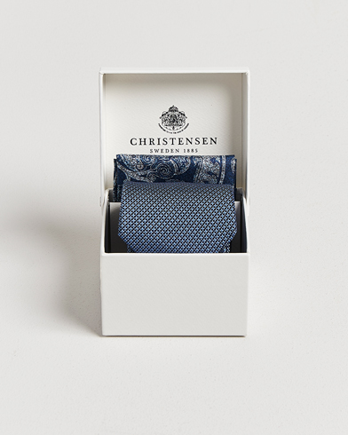 Amanda Christensen Box Set Silk 8 cm Tie And Pocket Square Sky Blue – Blå