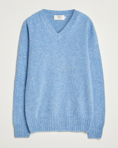 Harley Of Scotland for Care of Carl Harley Of Scotland Brushed Supersoft Lambswool V-Neck Light Blue – Blå