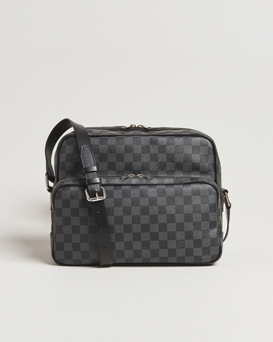 Louis Vuitton Pre-Owned Leoh Shoulder Bag Damier Graphite – Grå