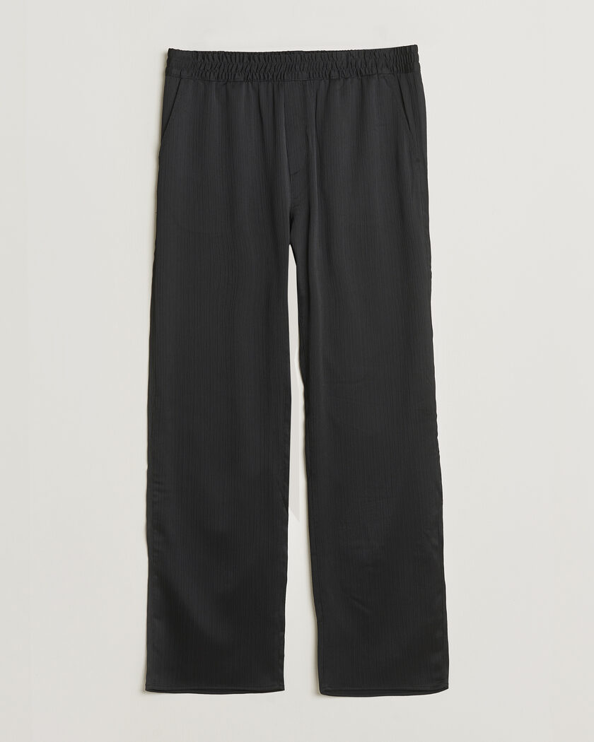 LES DEUX Houston Plissé Pants Black – Sort