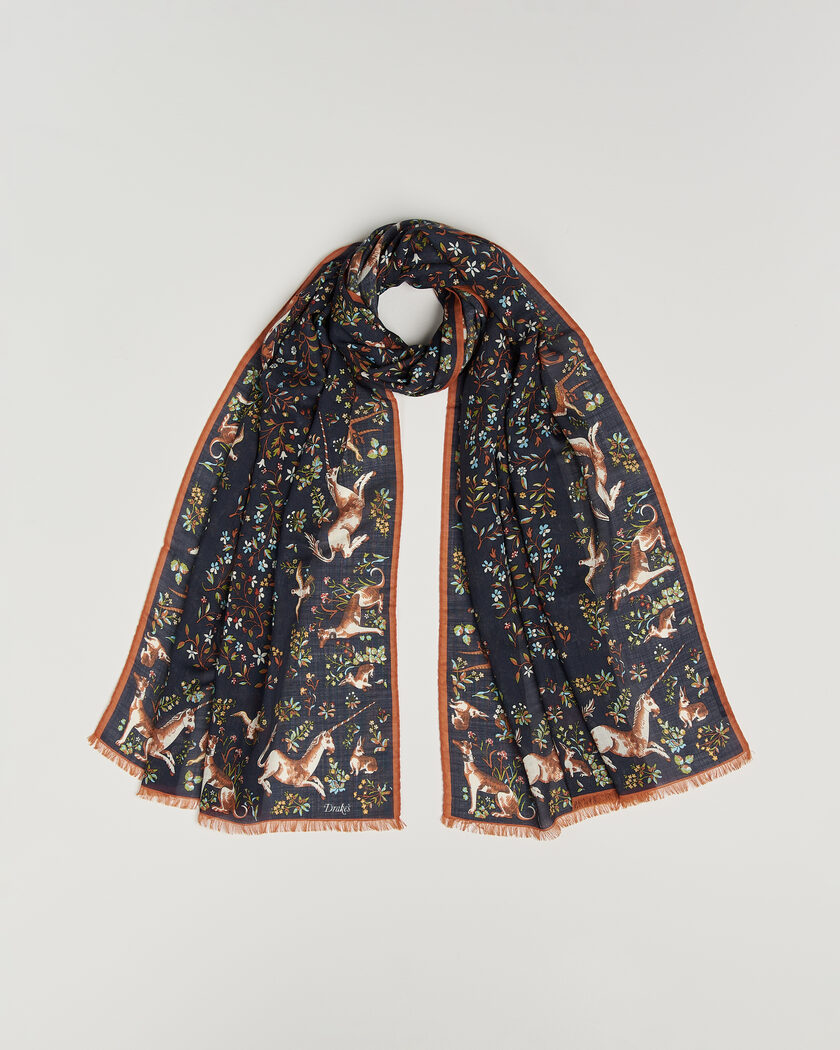 Drake's Unicorn Garden Wool/Silk Print Scarf Navy – Blå
