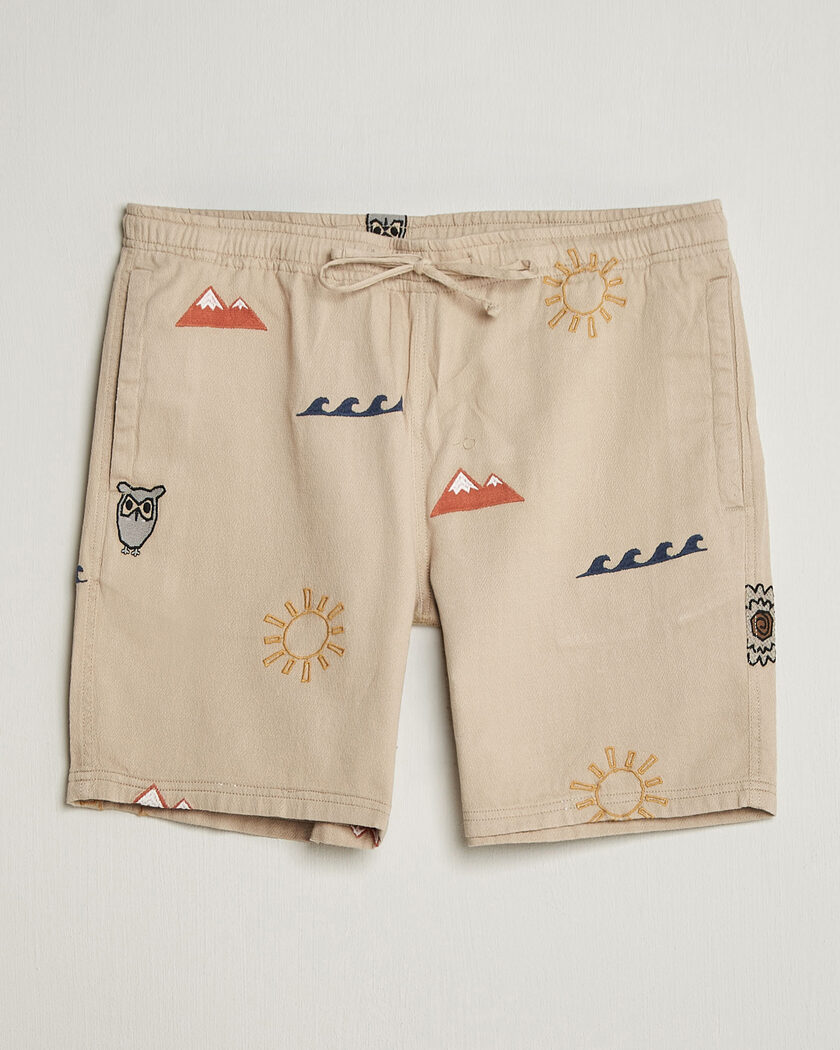  KnowledgeCotton Apparel Loose Embroidery Shorts Light Feather Grey – Beige