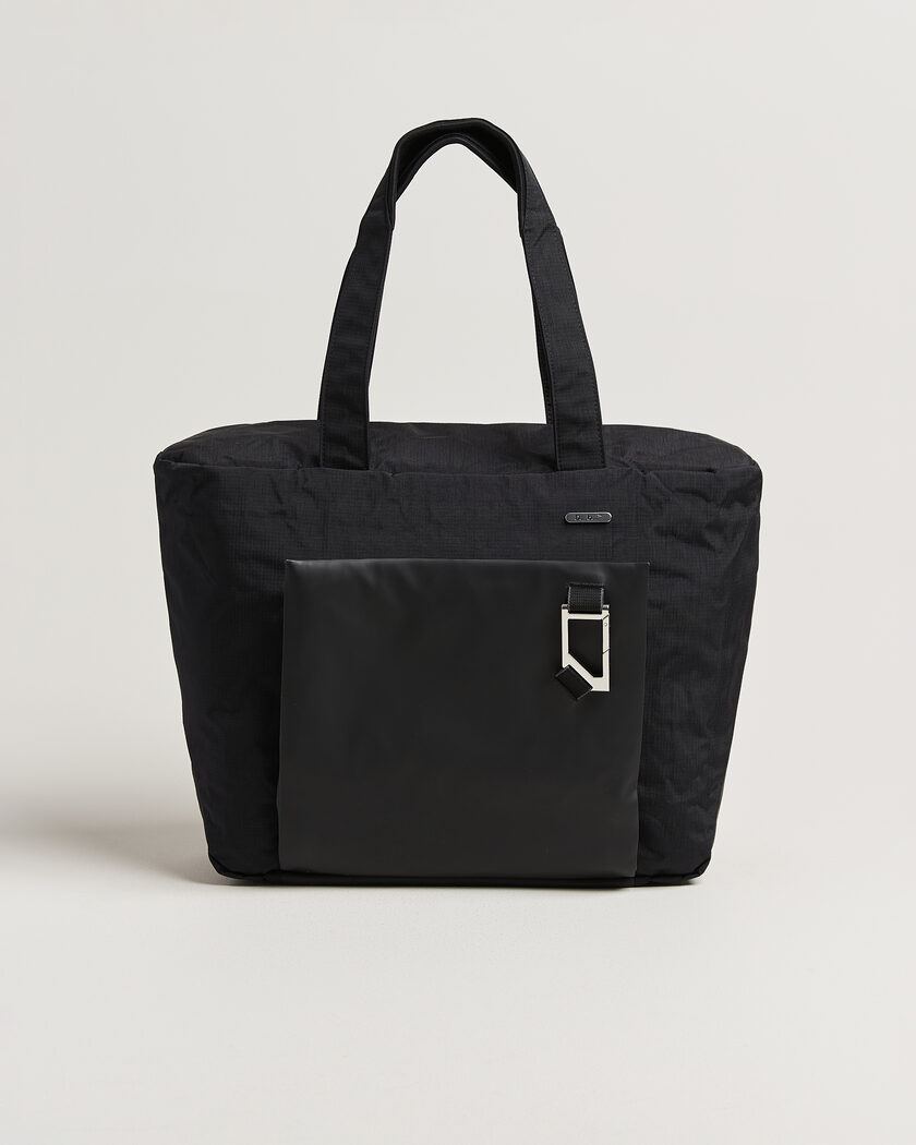 DB Entour Tote 22L Black Out – Sort
