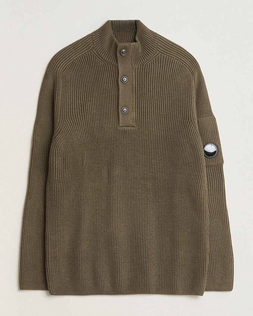 C.P. Company Full Rib Knitted Cotton Half Button Dark Green – Grøn