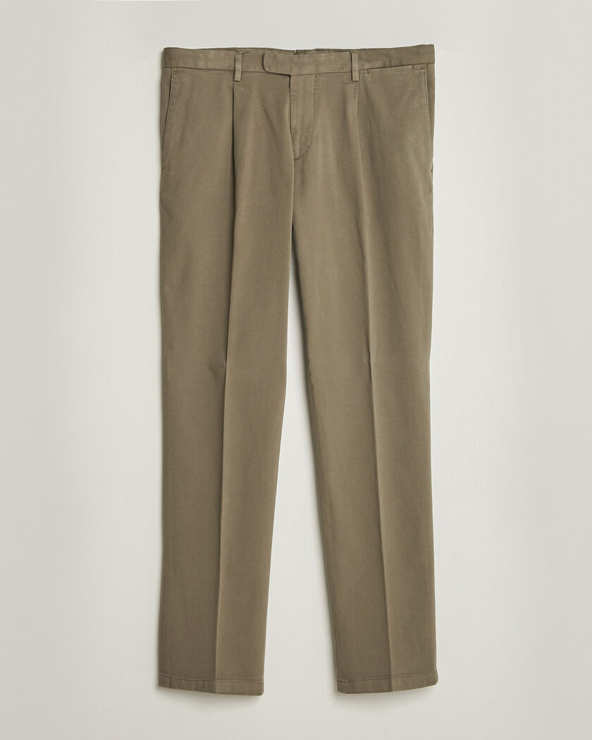 Boglioli Pleated Cotton Twill Chinos Olive – Grøn