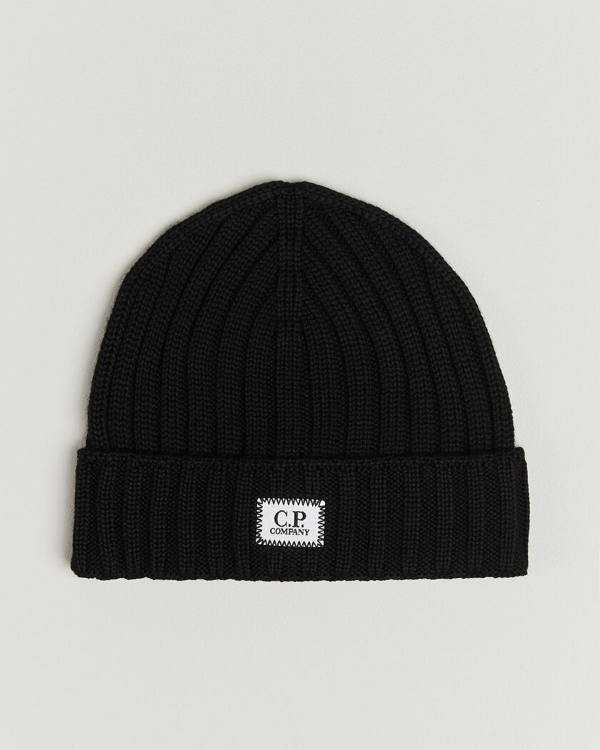 C.P. Company Extra Fine Merino Rib Knitted Hat Black – Sort