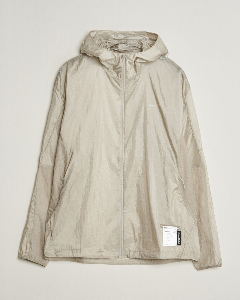 Satisfy Pertex Diamond Fuse Windbreaker Moonstruck – Grå