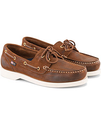 Henri Lloyd Harbour Waxed Suede Boat Shoe Mid Brown