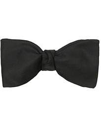  Barathea Silk Self Bow Tie Black