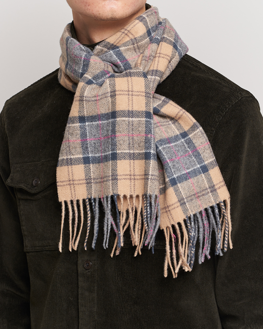 Herre | The Classics of Tomorrow | Barbour Lifestyle | Tartan Lambswool Scarf Dress