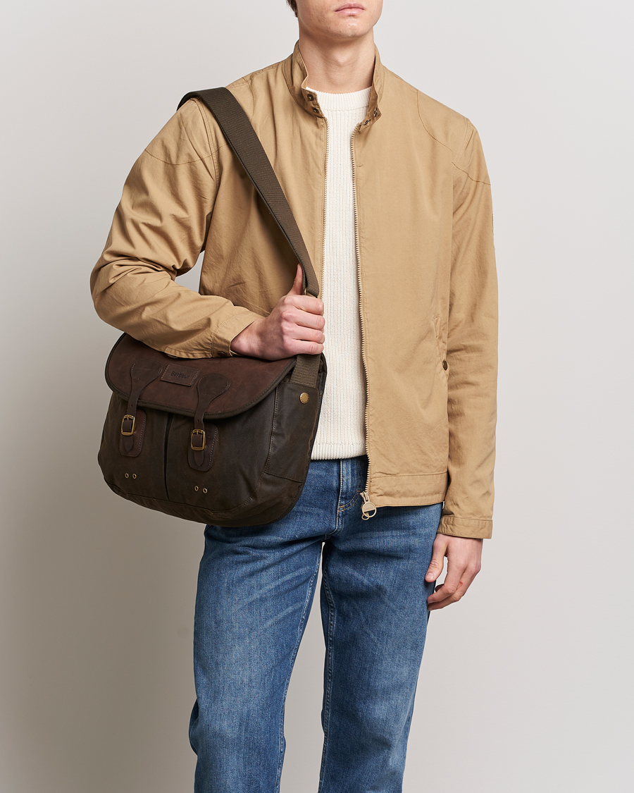 Herre | Skuldertasker | Barbour Lifestyle | Wax Leather Tarras Olive