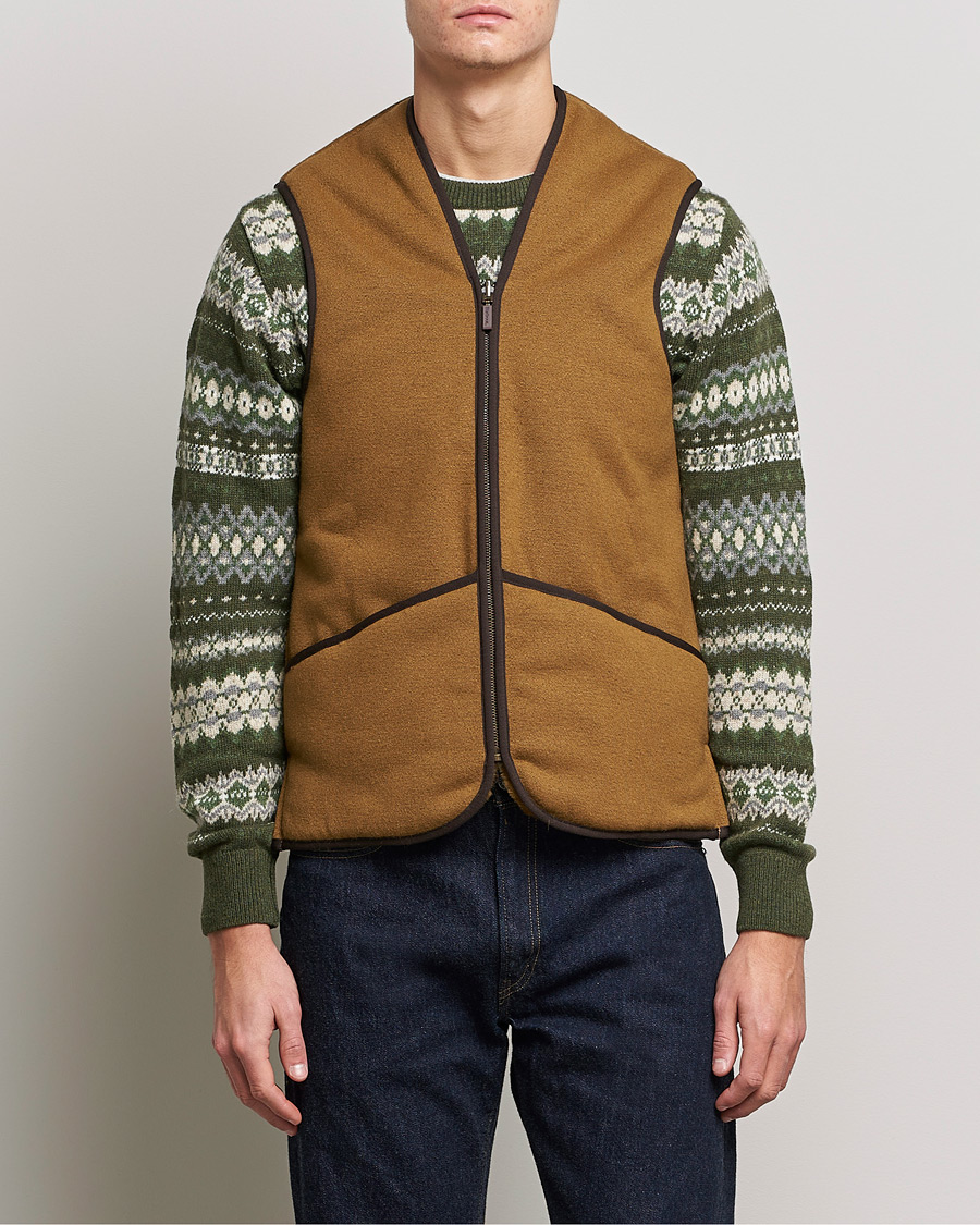 Herre | Tilbehør til jakker | Barbour Lifestyle | Warm Pile Waistcoat Zip-In Liner Brown