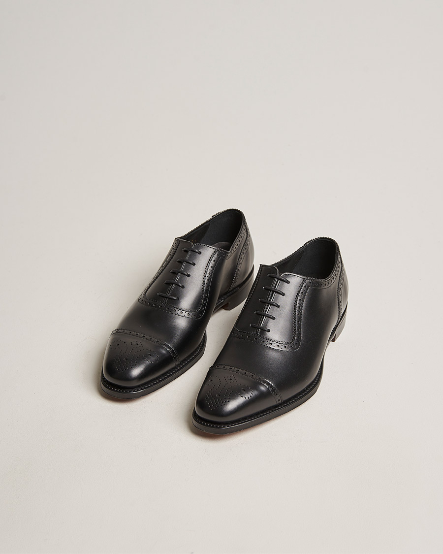 Herr | Brogues | Loake 1880 | Strand Brogue Black Calf