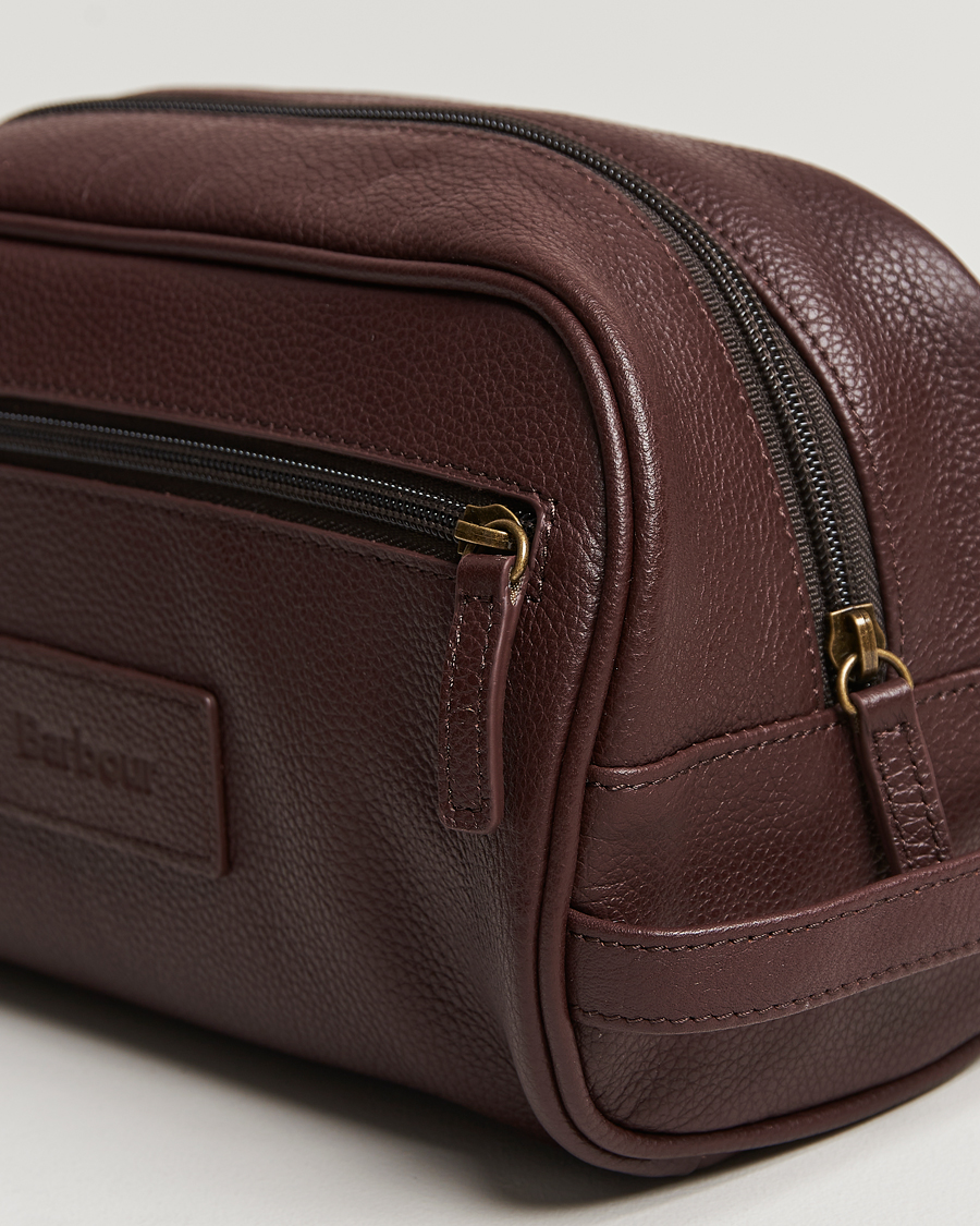 Herre | Barbour Lifestyle Leather Washbag Dark Brown | Barbour Lifestyle | Leather Washbag Dark Brown