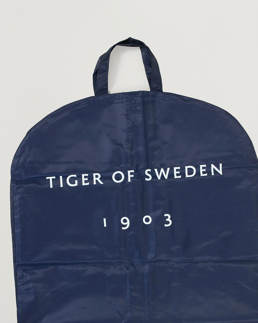 Herre | Tasker | Tiger of Sweden | Suit Cover Blue