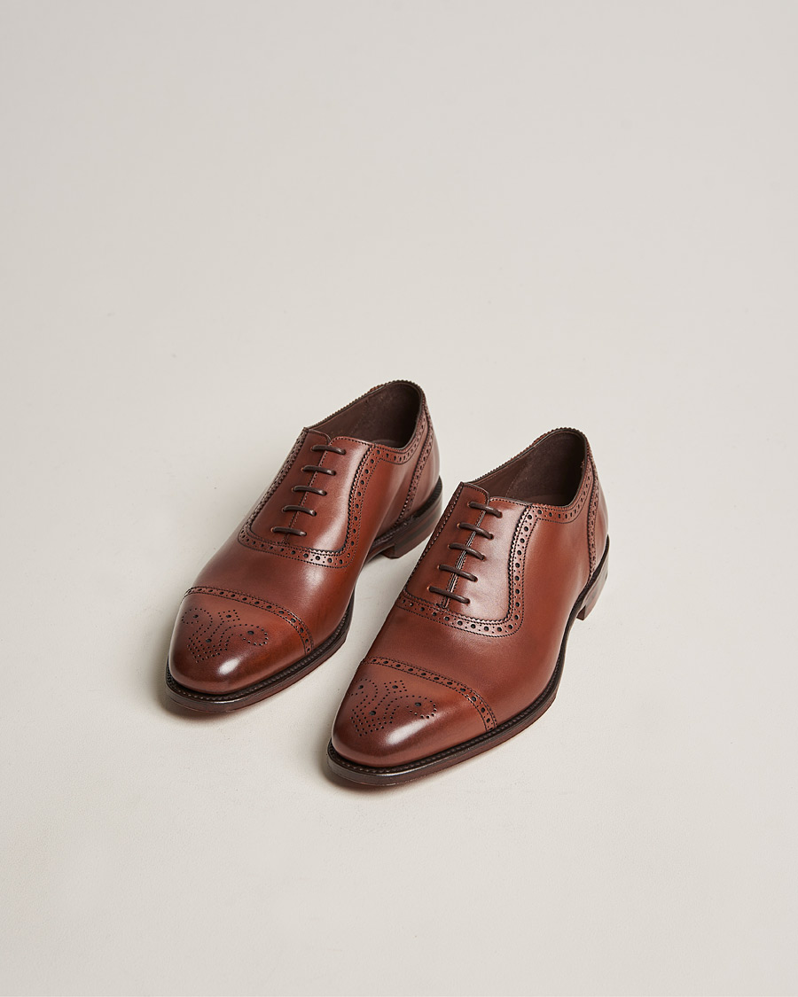 Herr | Handgjorda skor | Loake 1880 | Strand Brogue Mahogany Burnished Calf