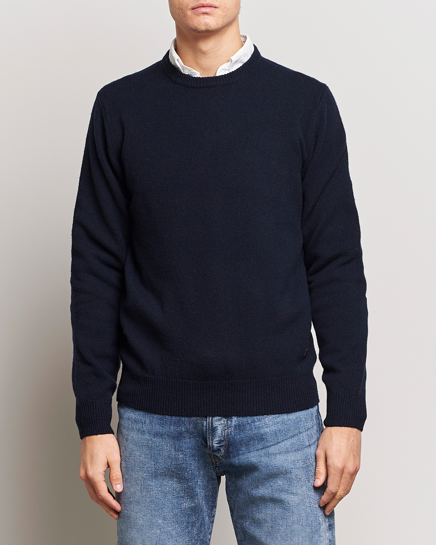 Herre | Pullovers med rund hals | Barbour Lifestyle | Patch Crew Navy