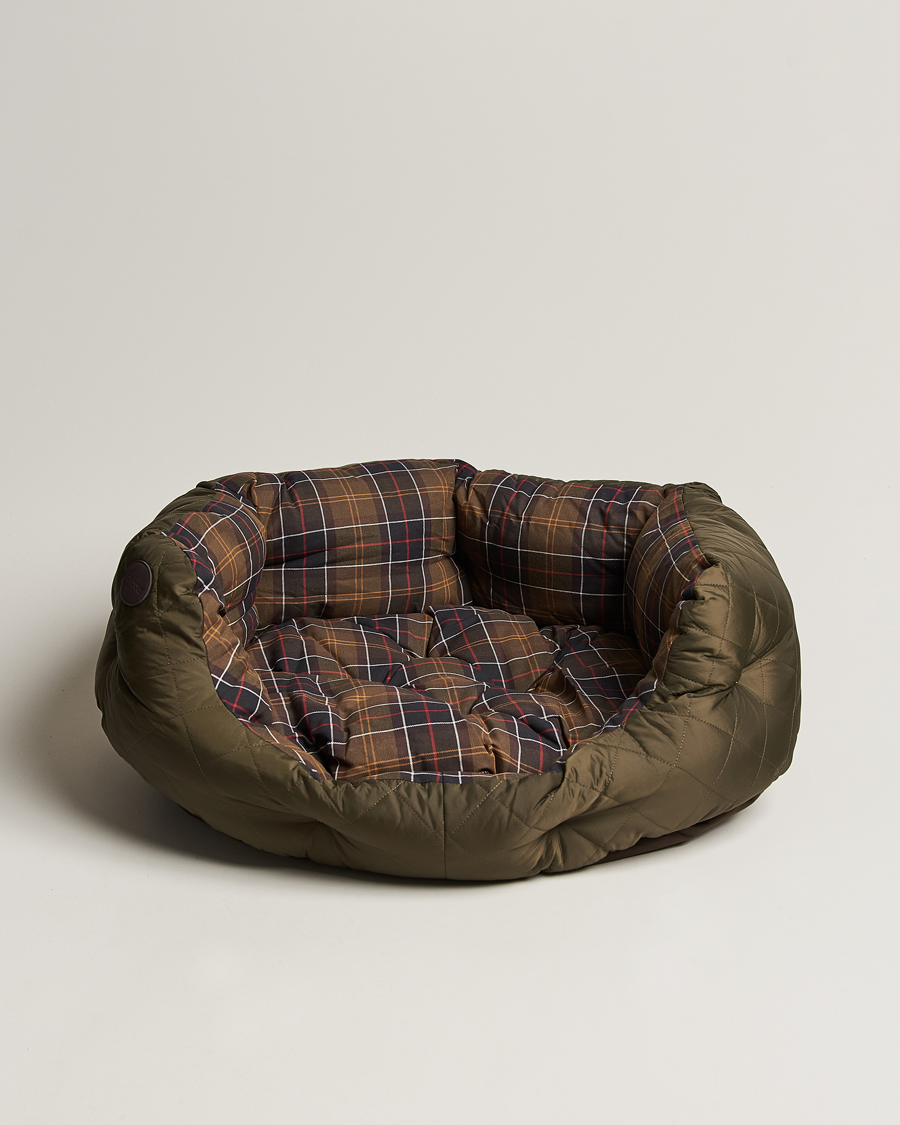 Herre | Quilted Dog Bed 30' Olive | Barbour Lifestyle | Quilted Dog Bed 30' Olive