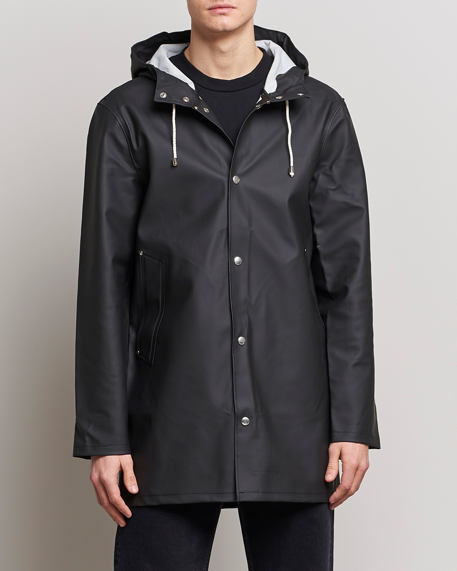 Herre | Gå regnen i møde med stil | Stutterheim | Stockholm Raincoat Black