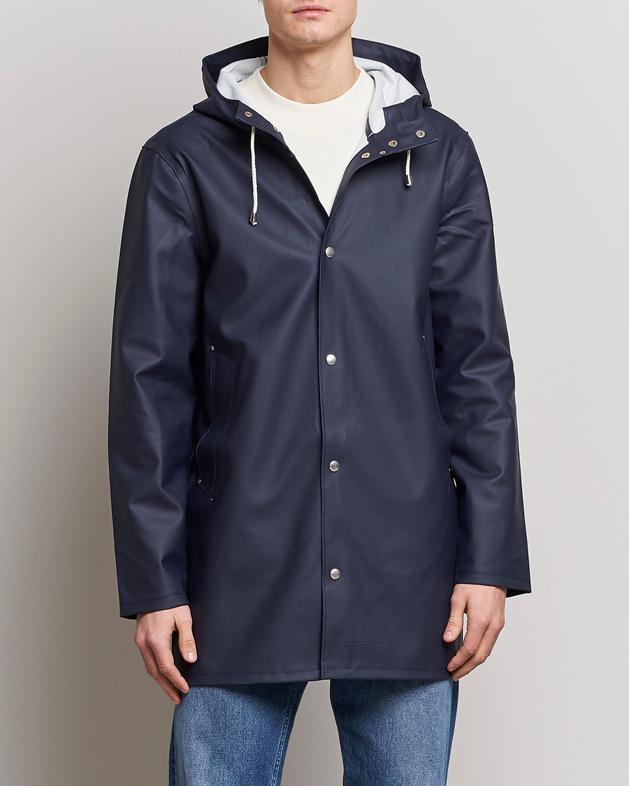 Herre | Forårsjakker | Stutterheim | Stockholm Raincoat Navy