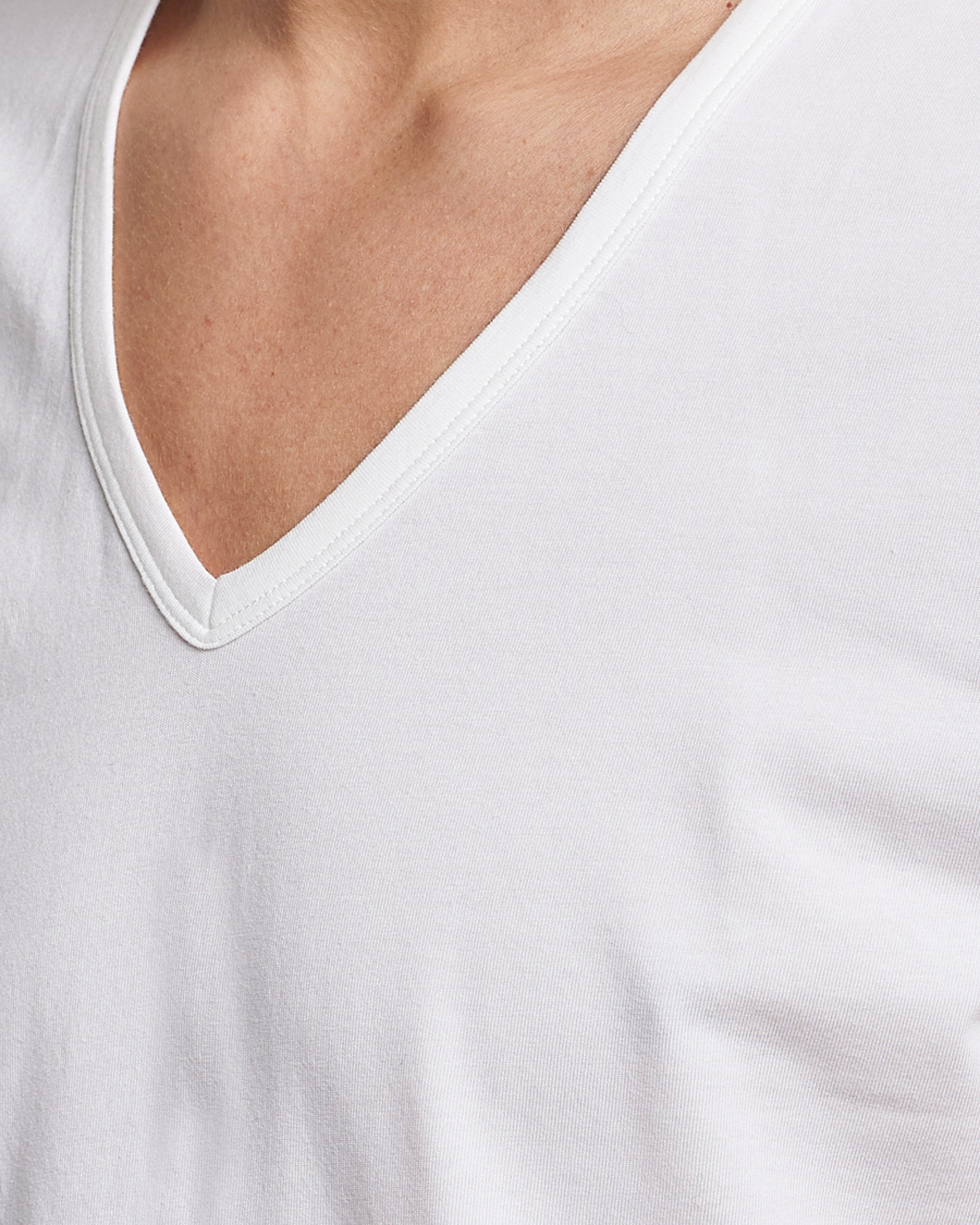 Herre | T-Shirts | Calvin Klein | Cotton V-Neck Tee 2-Pack White