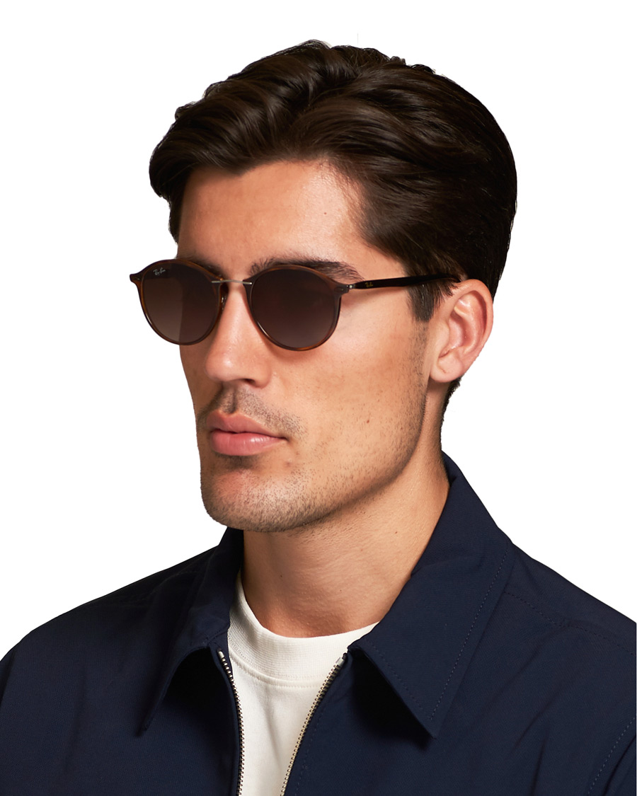 Herre | Ray-Ban 0RB4242 Round Sunglasses Light Havana/Brown | Ray-Ban | 0RB4242 Round Sunglasses Light Havana/Brown