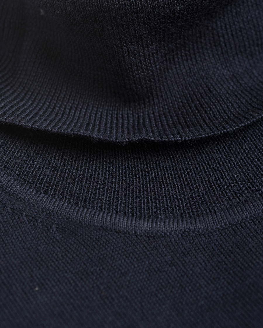 Herre | Trøjer | Filippa K | Fine Merino Rollerneck Navy