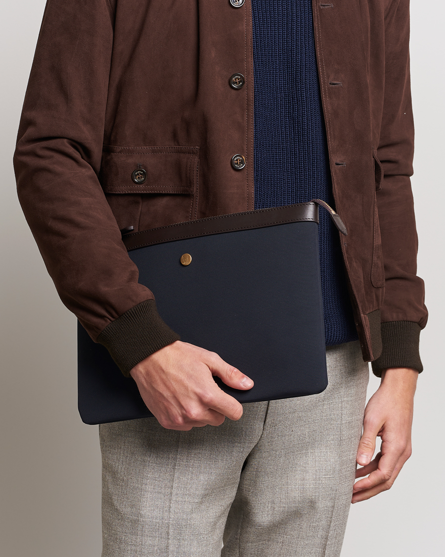 Herr |  | Mismo | M/S Nylon Pouch Large Navy/Dark Brown