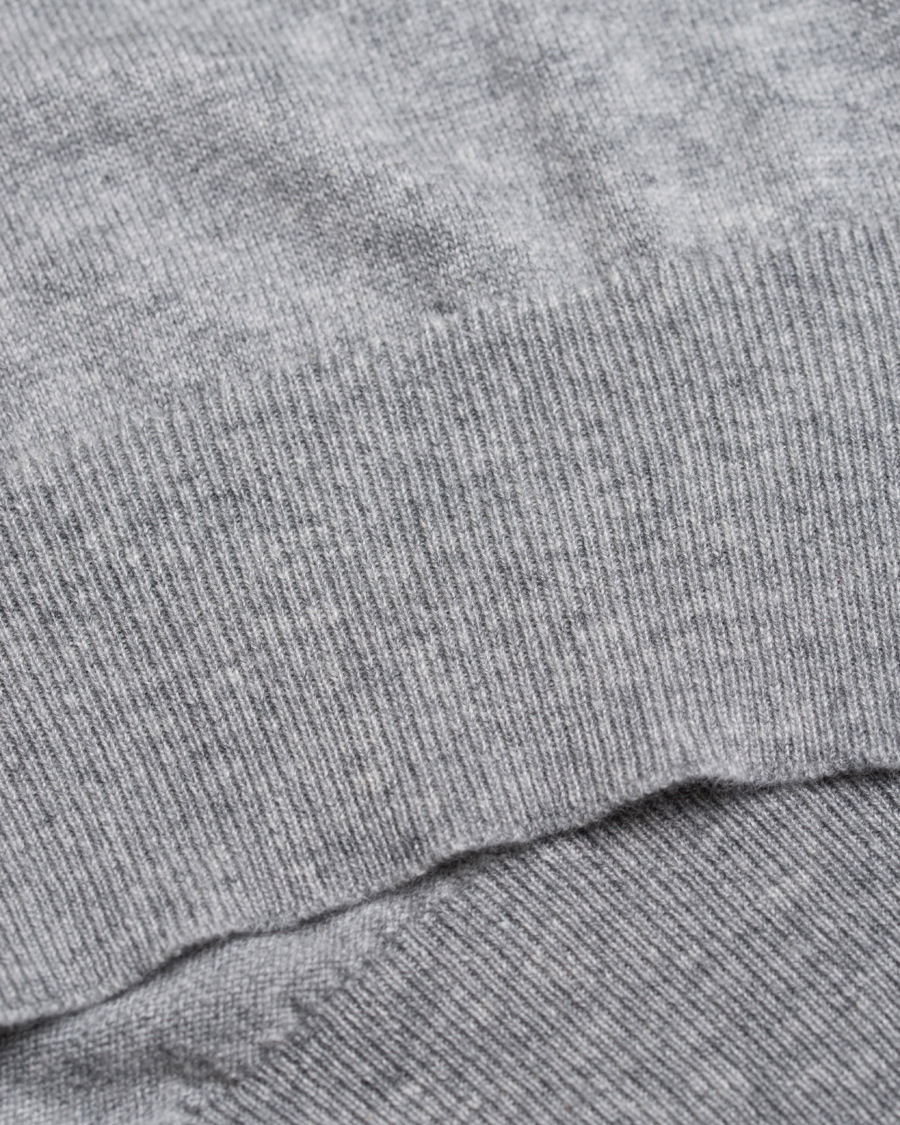Herre | Trøjer | Johnstons of Elgin | Cashmere Crew Neck Light Grey