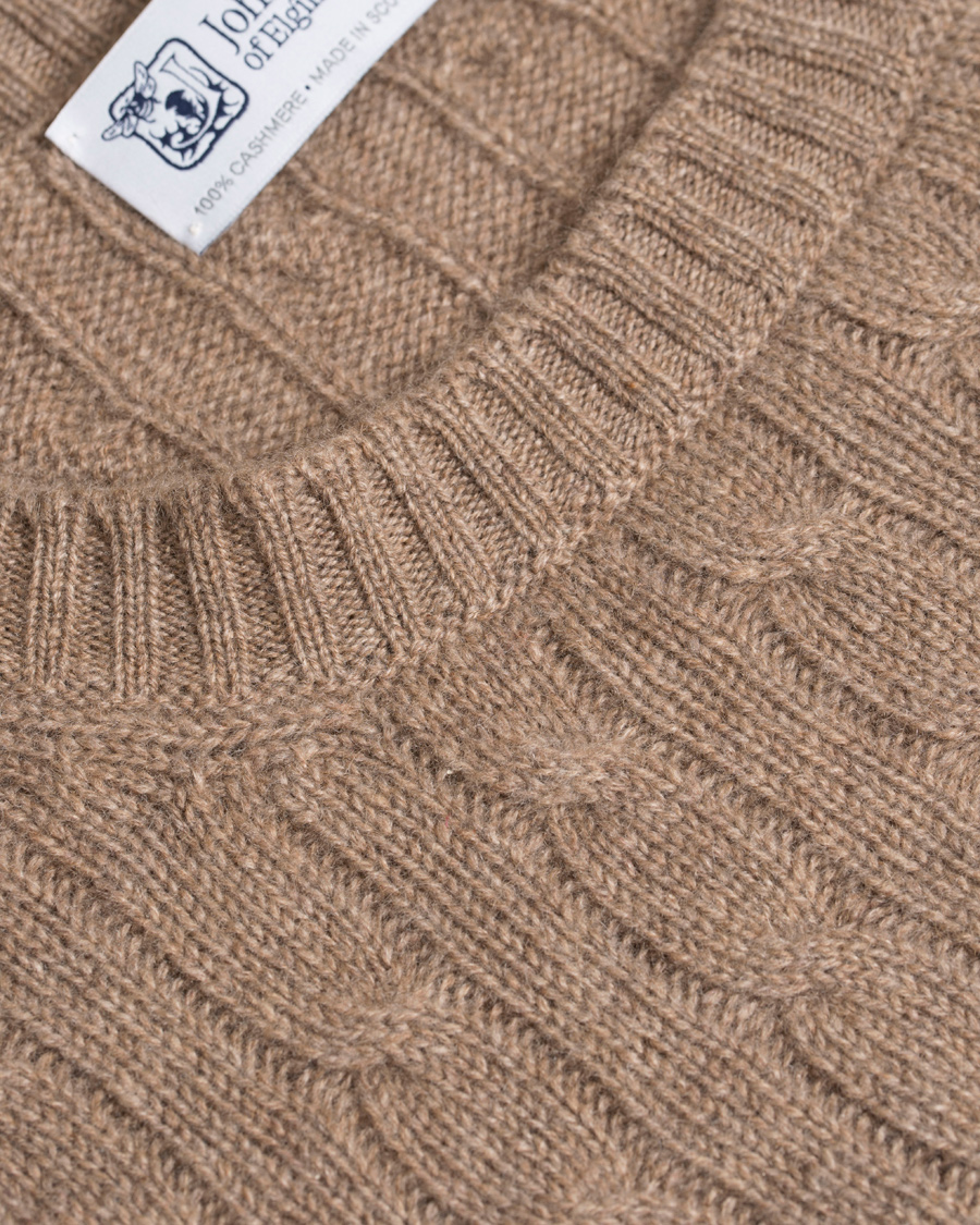 Herre | Trøjer | Johnstons of Elgin | Cashmere Cable Crew Neck Otter Beige