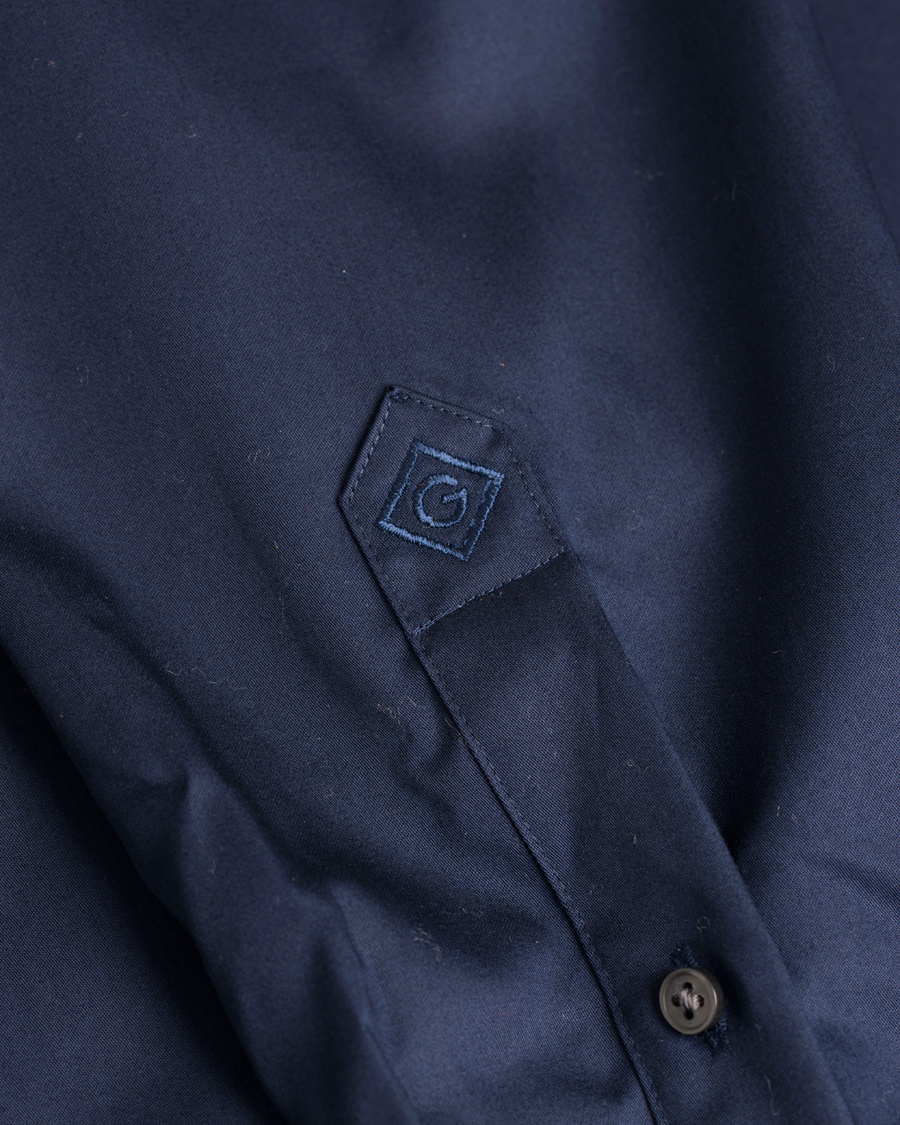 Herre | Skjorter | GANT Diamond G | Plain Satin Fitted Body Shirt Marine
