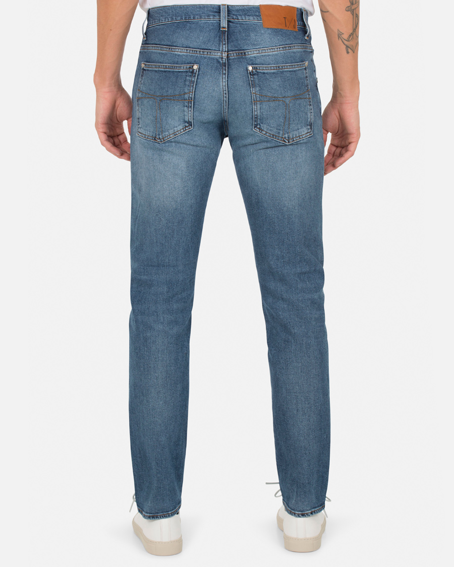 of Jeans Iggy Stomp Jeans Washed Blue - CareOfCarl.dk