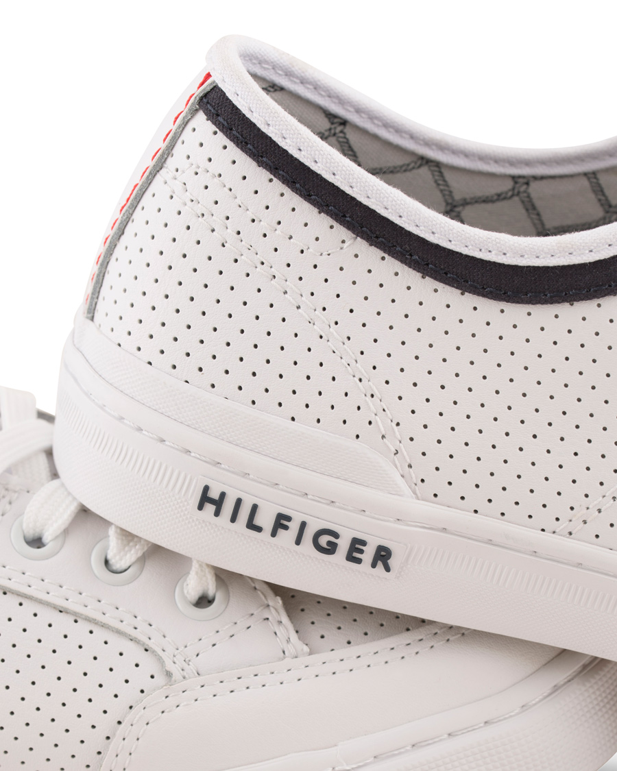Tommy Harrington Leather Perforated Sneaker White - CareOfCarl.dk