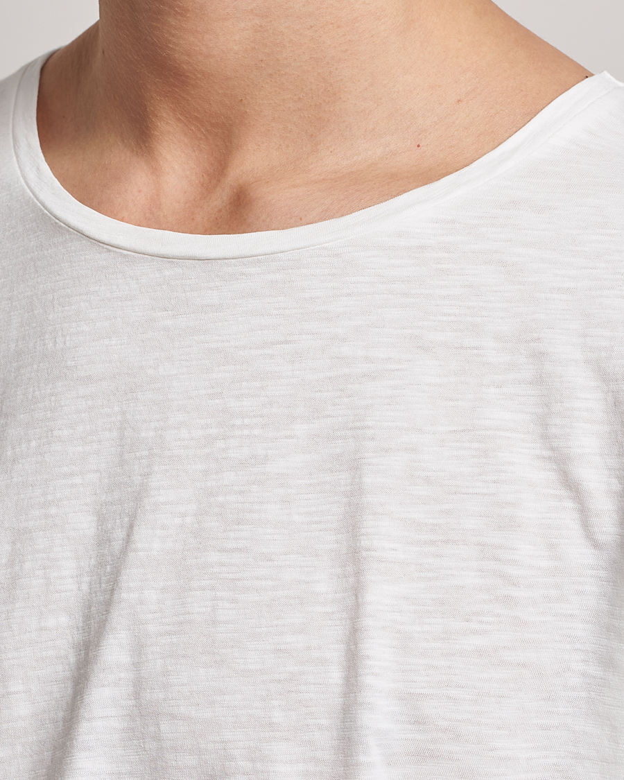 Herre | T-Shirts | Nudie Jeans | Roger Slub Crew Neck Tee Off White