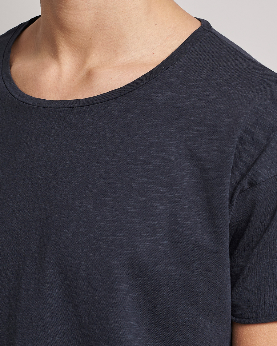 Herre | T-Shirts | Nudie Jeans | Roger Slub Crew Neck Tee Navy