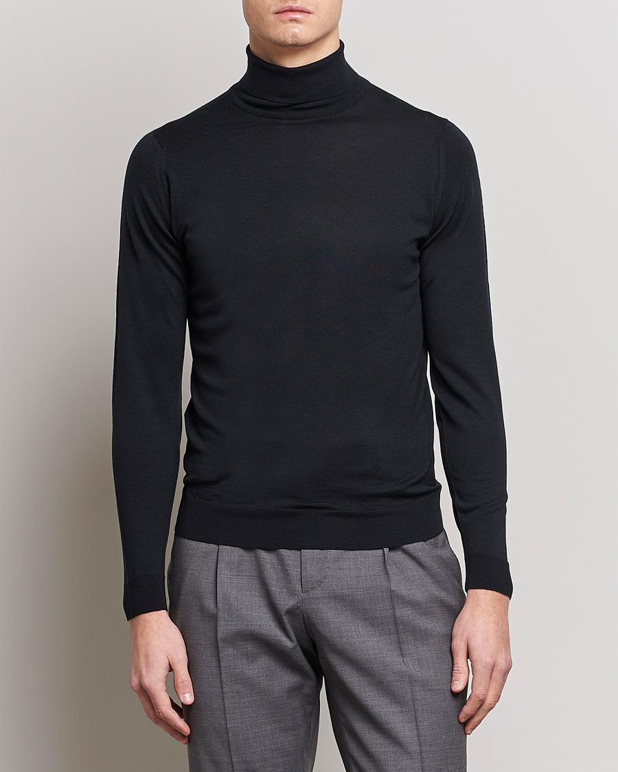 Herre | Best of British | John Smedley | Cherwell Extra Fine Merino Rollneck Black