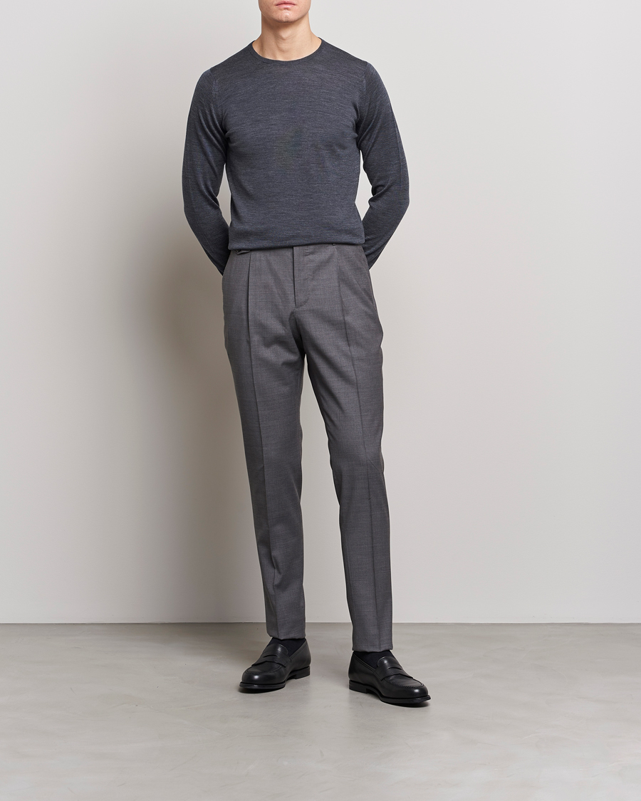 Herre | Trøjer | John Smedley | Lundy Extra Fine Merino Crew Neck Charcoal