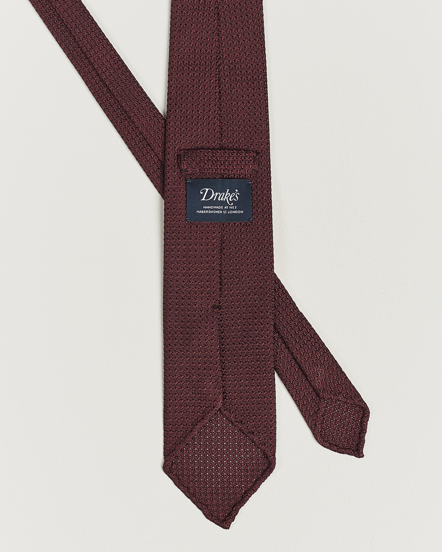 Herre | Best of British | Drake's | Silk Grenadine Handrolled 8 cm Tie Wine Red