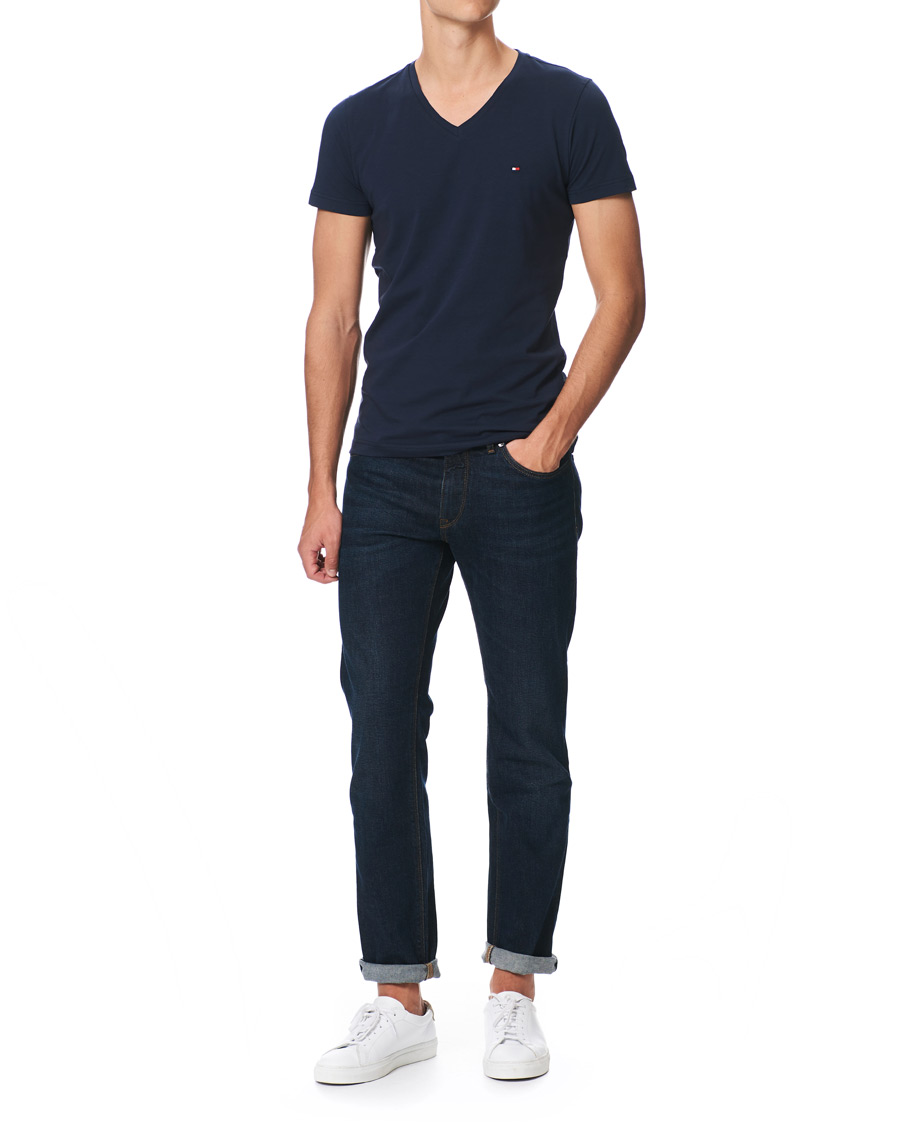 Herre | T-Shirts | Tommy Hilfiger | Slim Fit Stretch V-Neck Tee Navy Blazer