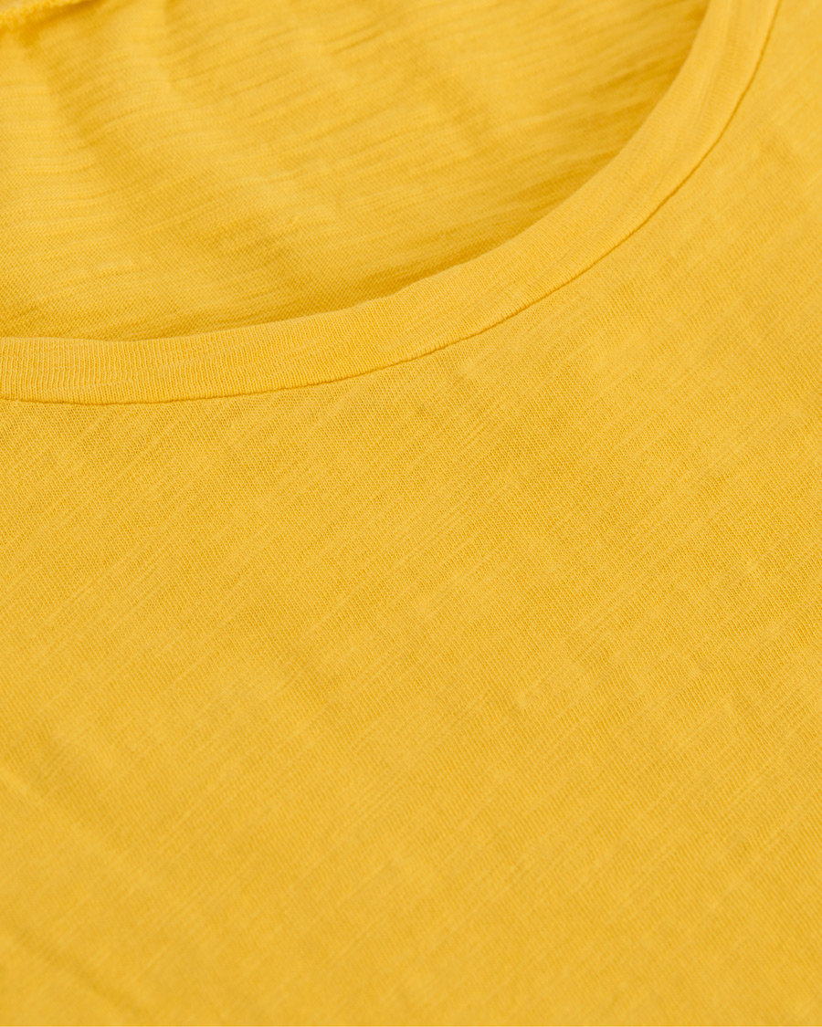 Herre | T-Shirts | Nudie Jeans | Roger Slub Tee Sun Yellow