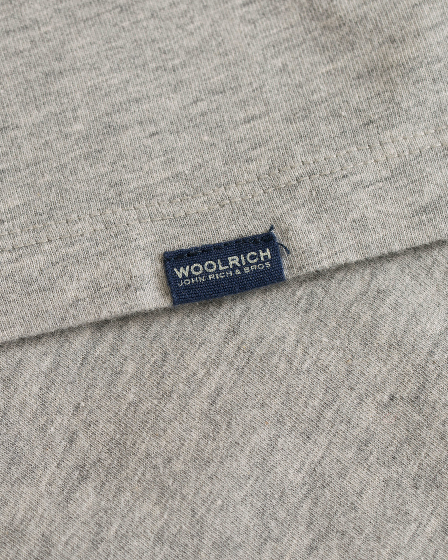 Herre | T-Shirts | Woolrich | Logo Crew Neck Tee Light Grey Melange
